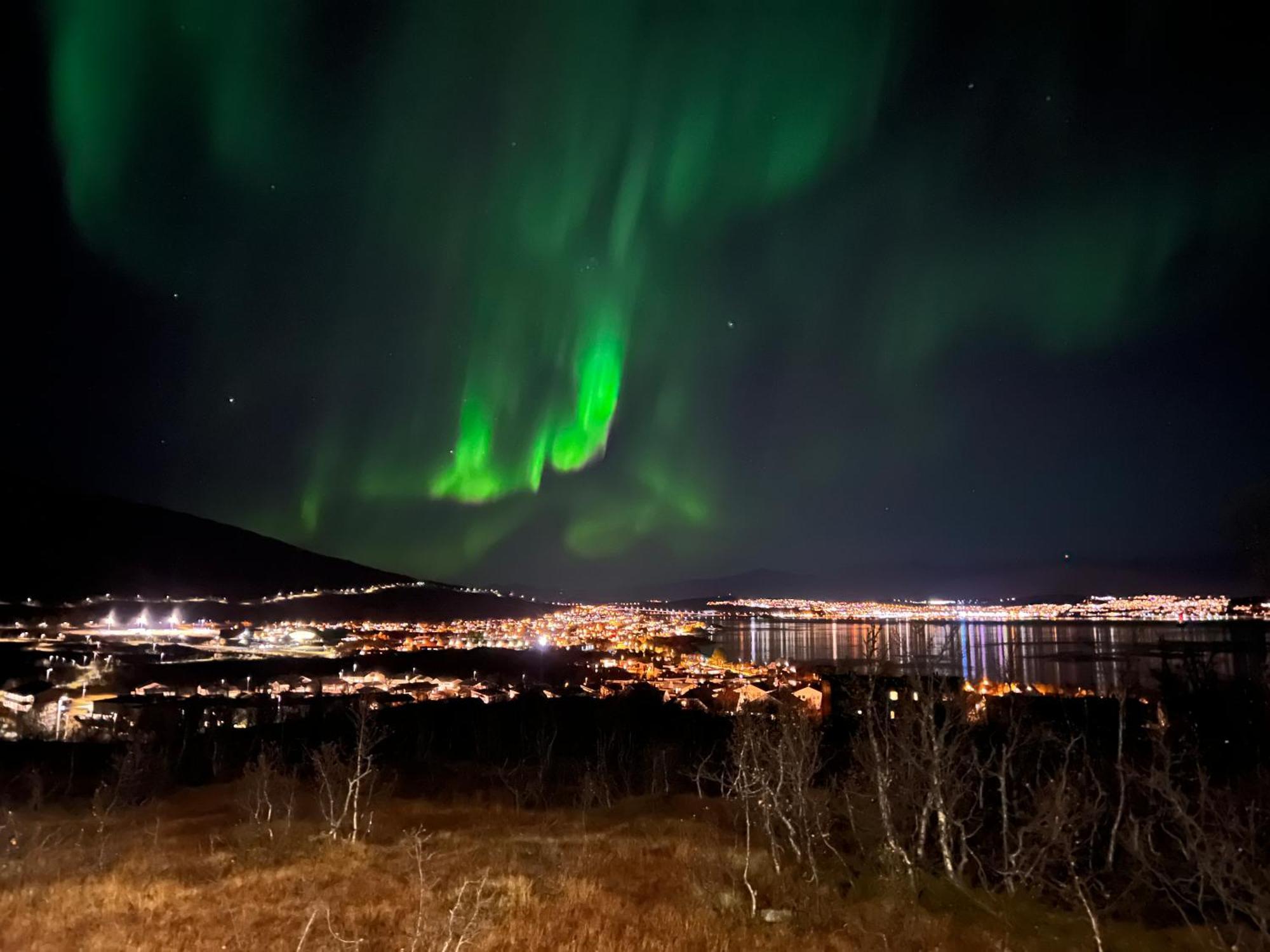 トロムソ Aurora Northヴィラ エクステリア 写真